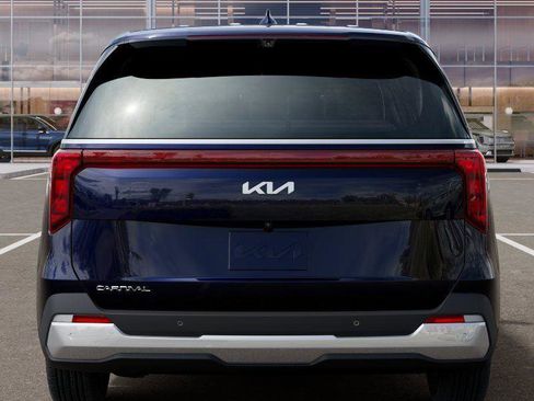 New 2026 Kia Carnival EX FWD image 13