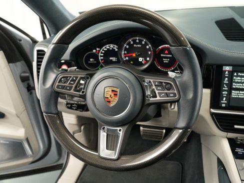 Used 2019 Porsche Cayenne Turbo AWD/4WD image 48