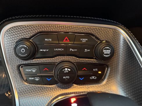 Used 2019 Dodge Challenger SRT Hellcat w/ Laguna Leather Package RWD image 37