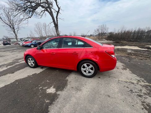 Used 2015 Chevrolet Cruze LT FWD image 4