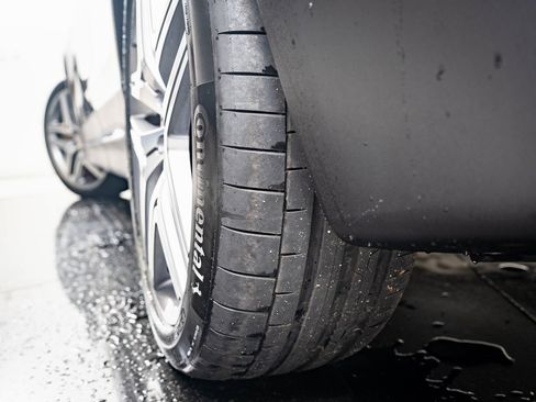 Certified 2022 Mercedes-Benz GLB 35 AMG 4MATIC image 40