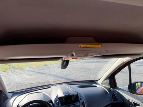 Used 2018 Ford Transit Connect XL image 13