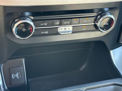 Used 2022 Ford F150 XLT w/ Equipment Group 301A Mid image 21