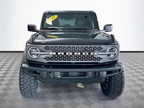 Used 2025 Ford Bronco Badlands image 2