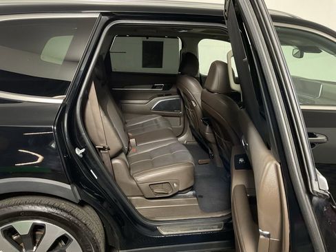 Used 2022 Kia Telluride SX image 35