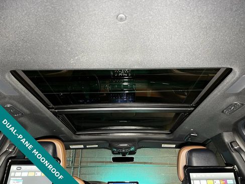 Used 2023 Lincoln Navigator Reserve image 5