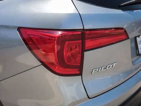 Used 2017 Honda Pilot EX-L image 12