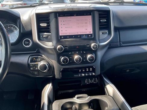 Used 2022 RAM 1500 Big Horn AWD/4WD image 15