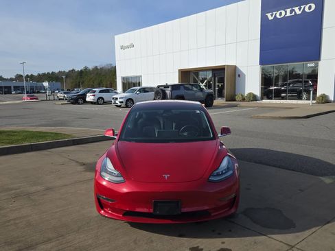 Used 2018 Tesla Model 3 Long Range image 3