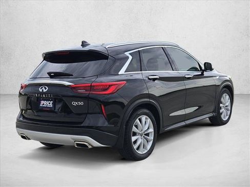 Used 2019 INFINITI QX50 Essential w/ Premium Heat Package FWD image 5