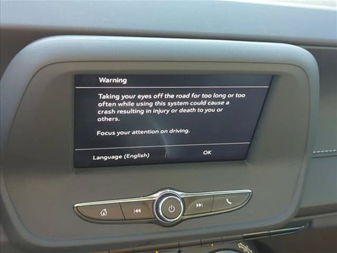 Used 2024 Chevrolet Camaro LT RWD image 16