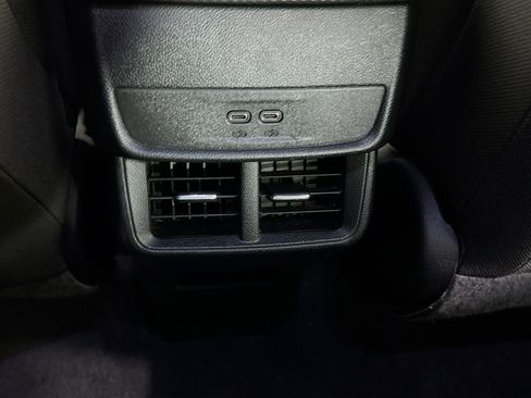 Used 2025 Chevrolet Equinox LT image 27