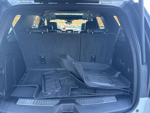 Used 2024 Chevrolet Tahoe Z71 w/ Luxury Package image 15