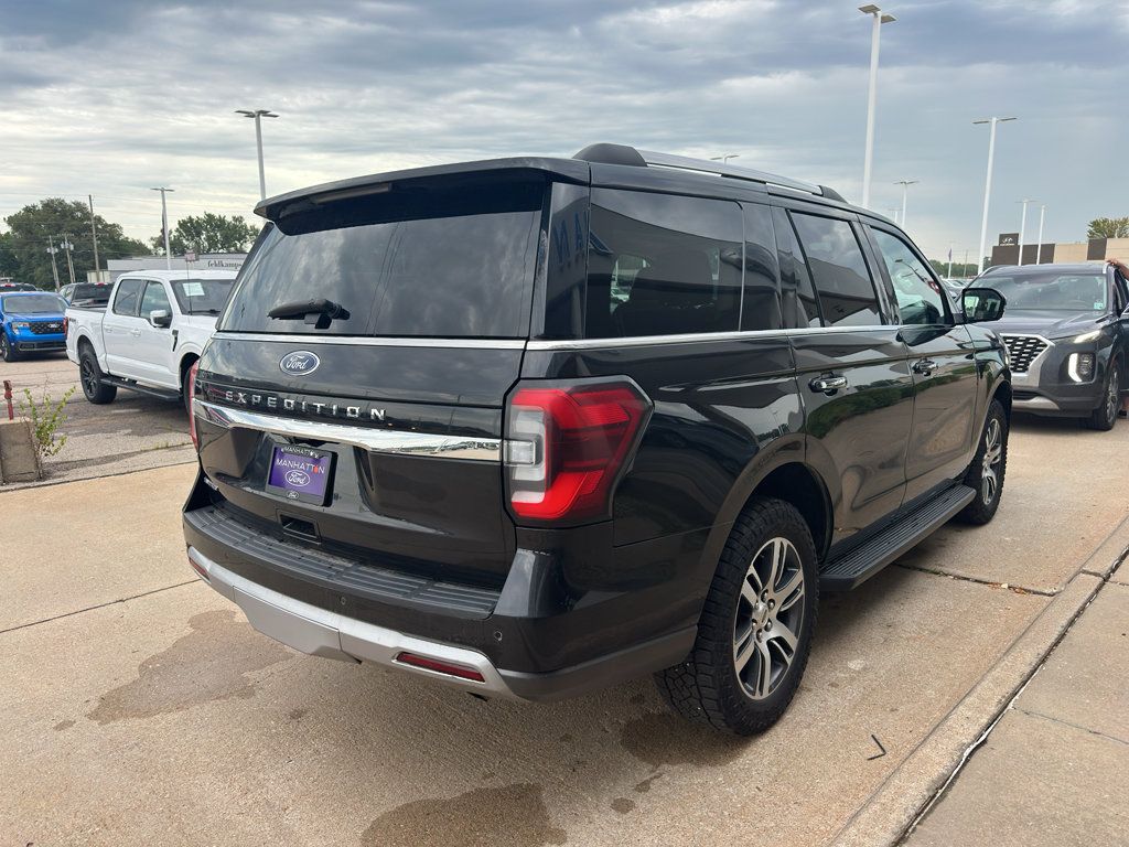 Used 2024 Ford Expedition Limited AWD/4WD image 38