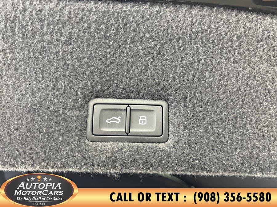 Used 2020 Lamborghini Urus AWD/4WD image 20