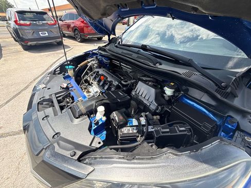 Used 2018 Honda HR-V EX image 22