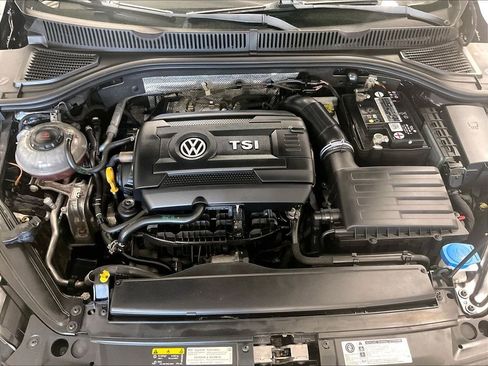 Used 2019 Volkswagen Jetta GLI FWD image 33