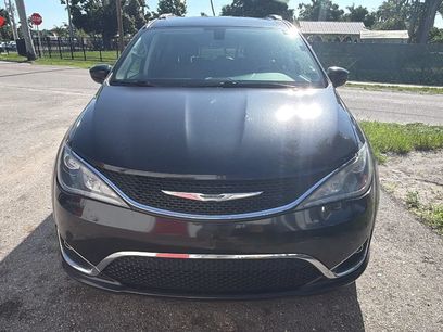 Used 2020 Chrysler Pacifica Touring-L