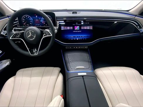 New 2026 Mercedes-Benz E 350 Sedan image 18