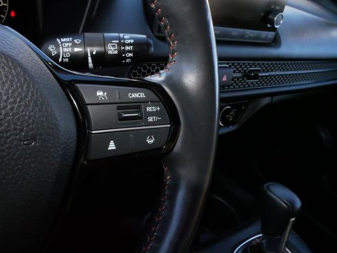 Used 2024 Honda HR-V Sport image 25