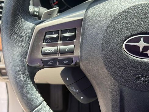 Used 2014 Subaru Outback 2.5i Limited w/ Moonroof Package AWD/4WD image 25