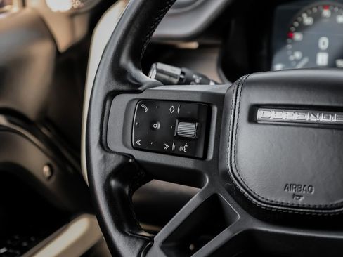 Used 2022 Land Rover Defender 110 X-Dynamic HSE image 16