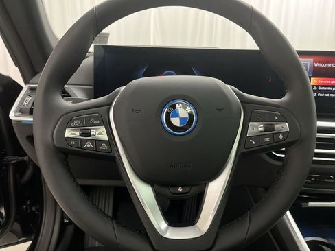 Certified 2023 BMW i4 eDrive35 image 15