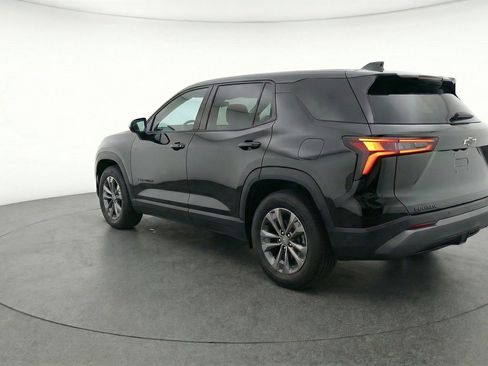 Used 2025 Chevrolet Equinox LT FWD image 5