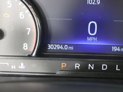 Used 2024 Ford Explorer XLT w/ Equipment Group 202A AWD/4WD image 46