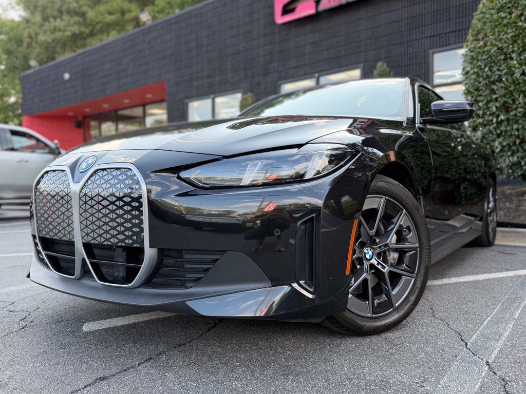 Used 2025 BMW i4 eDrive40 RWD image 2