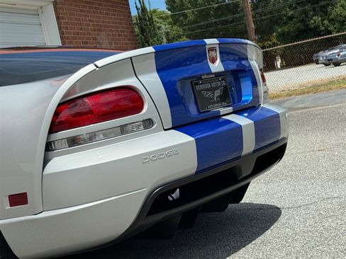 Used 2010 Dodge Viper SRT-10 w/ Protection Group image 27