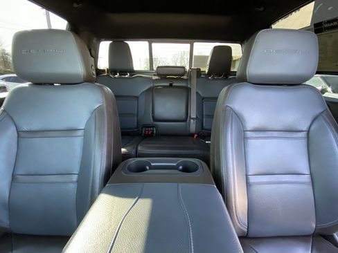 Used 2021 GMC Sierra 2500 Denali w/ Denali Ultimate Package image 28