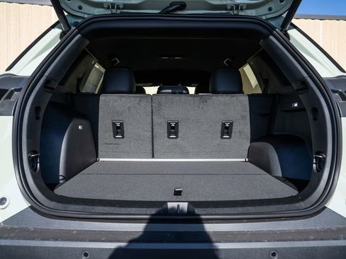 New 2026 Chevrolet Equinox ACTIV image 38