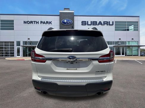 Used 2019 Subaru Ascent Premium AWD/4WD image 4