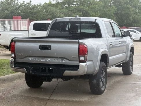 Used 2023 Toyota Tacoma SR5 AWD/4WD image 4