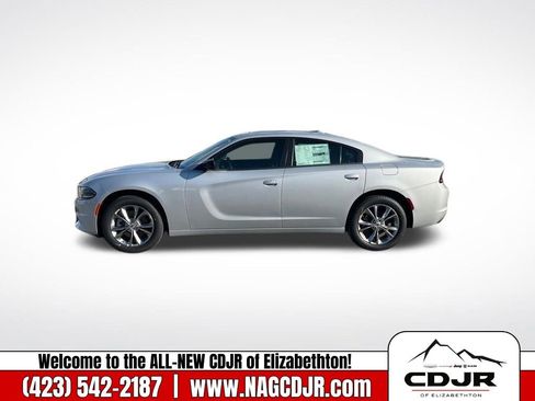 New 2023 Dodge Charger SXT image 4