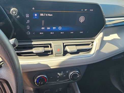 Used 2024 Chevrolet TrailBlazer LS w/ LS Convenience Package AWD/4WD image 14