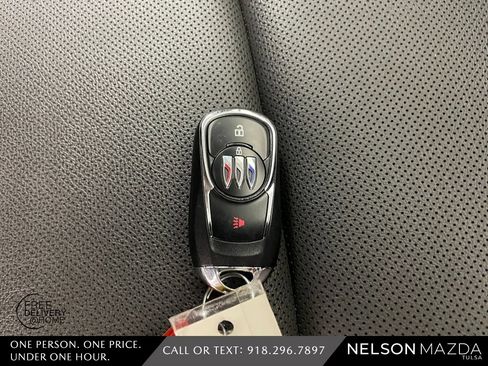 Used 2024 Buick Encore GX Sport Touring image 51