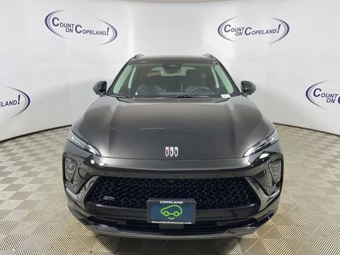 Certified 2025 Buick Envision Sport Touring image 11