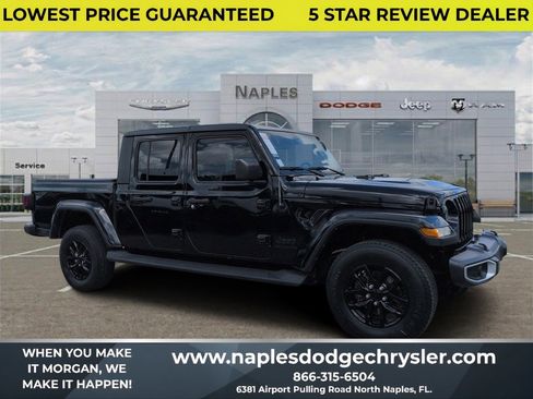 Used 2021 Jeep Gladiator Sport AWD/4WD image 1
