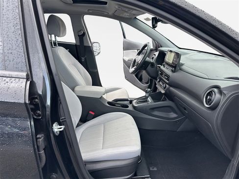 Used 2023 Hyundai Kona SEL w/ Convenience Package image 26