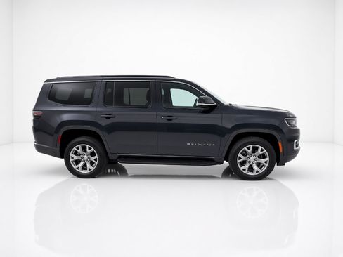 Used 2022 Jeep Wagoneer Series I w/ Convenience Group I AWD/4WD image 4