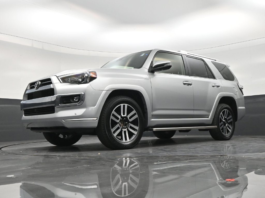 Used 2023 Toyota 4Runner Limited RWD image 20