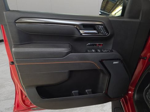 Used 2025 GMC Sierra 1500 AT4 w/ AT4 Premium Package AWD/4WD image 13
