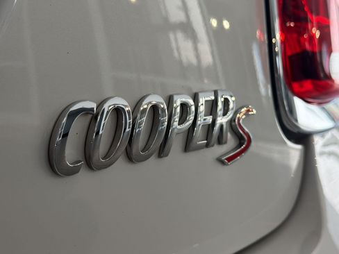Certified 2024 MINI Cooper S w/ Signature Upholstery Package FWD image 34