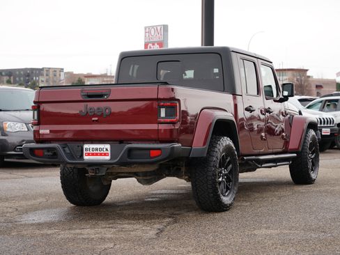 Used 2022 Jeep Gladiator Sport AWD/4WD image 3