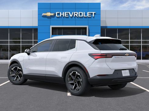 New 2026 Chevrolet Equinox EV LT AWD/4WD image 30