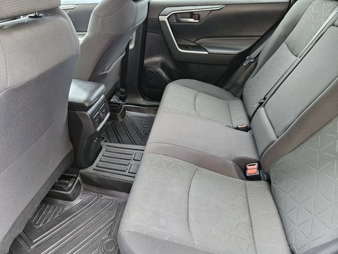 Used 2023 Toyota RAV4 XLE FWD image 21