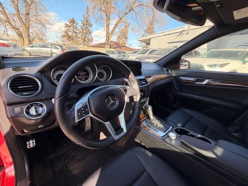 Used 2014 Mercedes-Benz C 300 4MATIC Sedan image 9