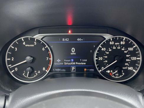 Certified 2025 Nissan Altima 2.5 SR FWD image 25